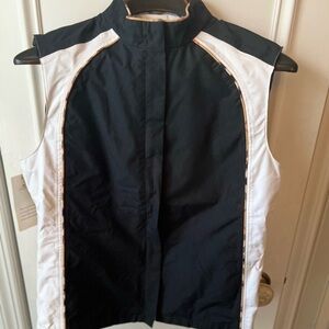 AUTHENTIC BURBERRY  GOLF VEST-Black and White Sleeveless Top -NWT!